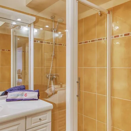 Du Port By Interhome Frejus